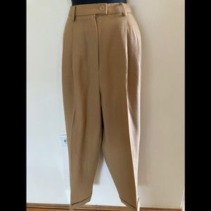 VTG Embassy Row High waisted pleated wool pants.